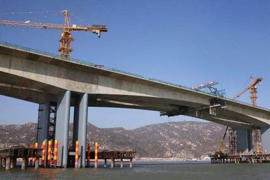 连云港大陆桥工程（2015    24000㎡）